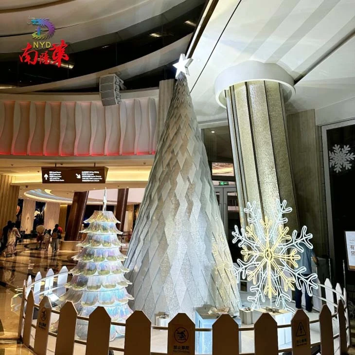 Outdoor Big Tree Lights