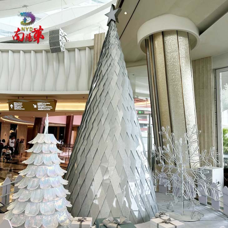 Silver color Big Outdoor Christmas Tree