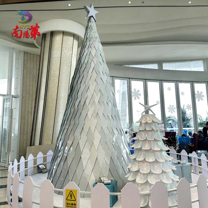 Big Outdoor Christmas Tree